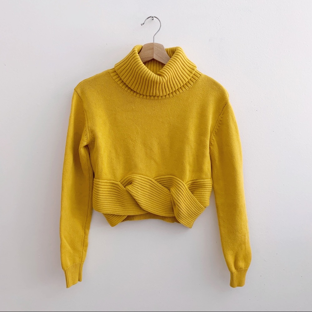 GUESS Mustard Turtleneck